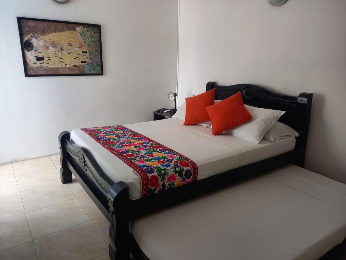 Hotel Plaza De La Trinidad Cartagena 外观 照片